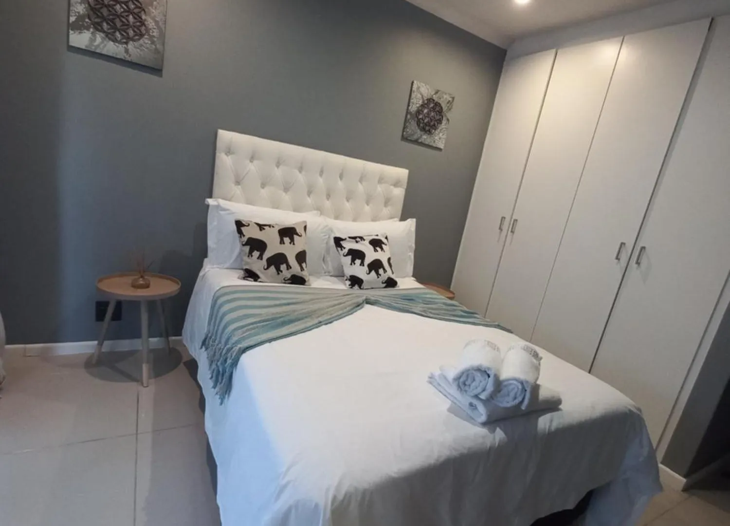 Freys 1 Daire Cape Town 0*,  Güney Afrika